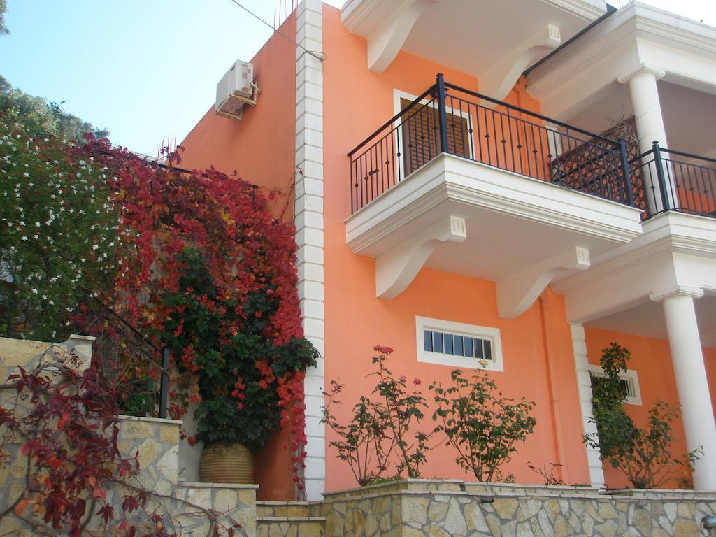 Nikas Villa Orange Apartments Parga Cameră foto